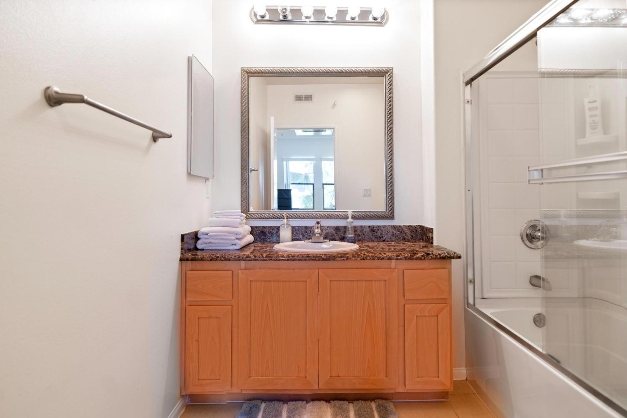 Downtown Los Angeles 1 Bedroom Apt With Pool, Gym And Free Parking Apartamento *